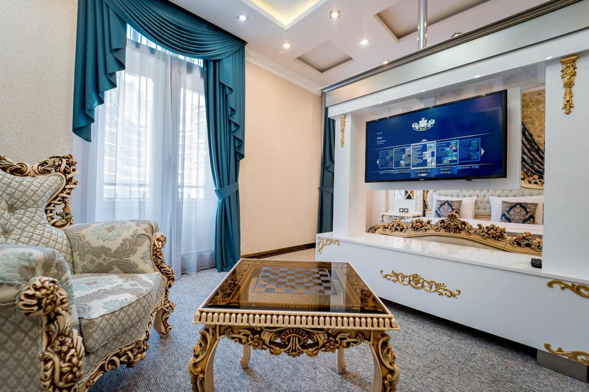 Hotel Aqua Liberty Tbilisi Exterior photo